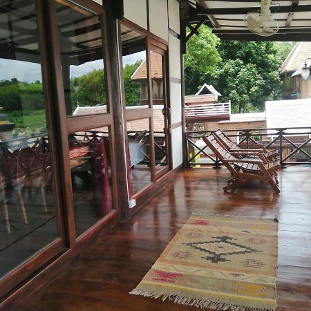 Chateau Orientale Resort Luang Prabang Exterior foto