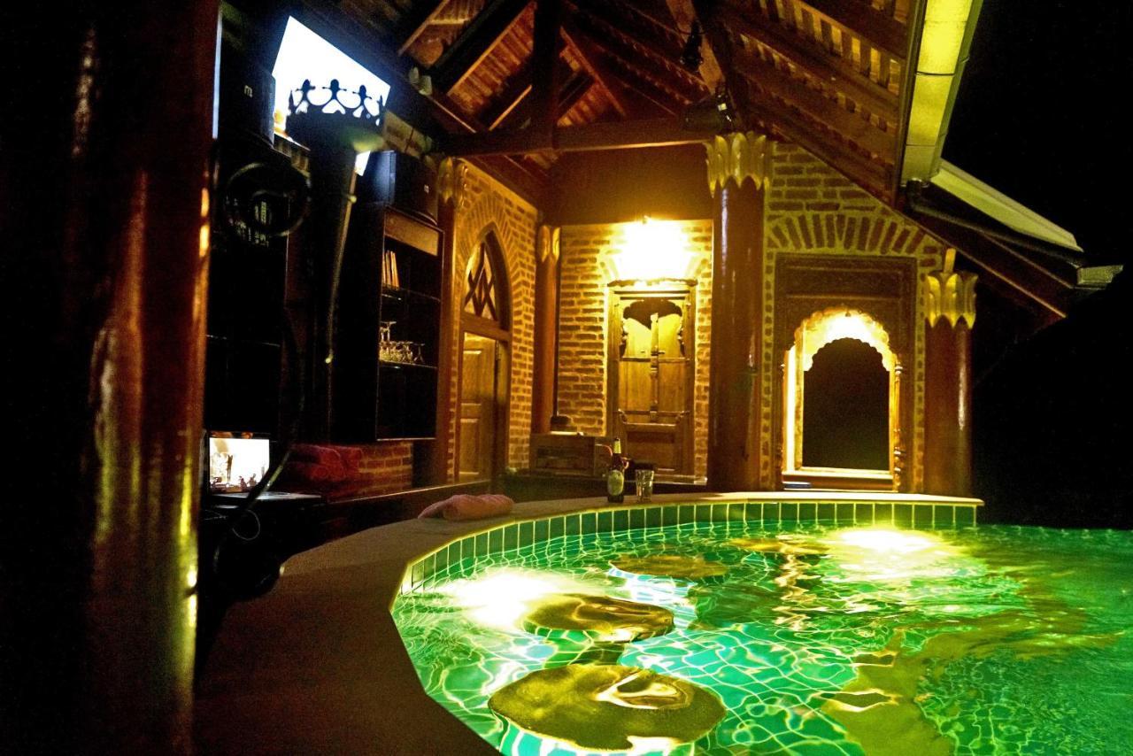 Chateau Orientale Resort Luang Prabang Exterior foto